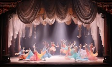 胡歌最早的戏曲作品是什么呢？